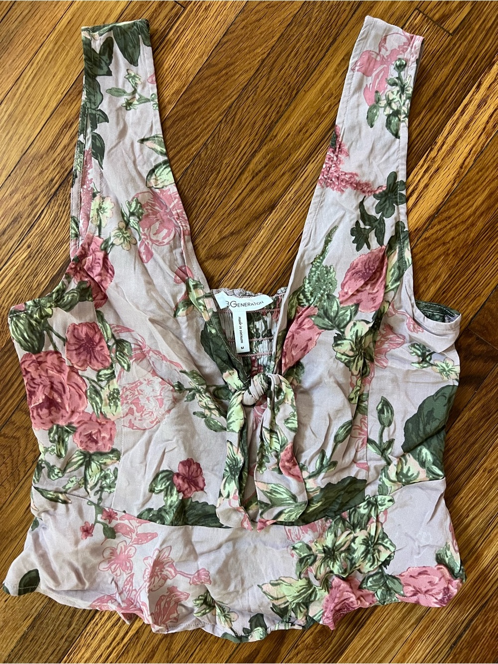 BCBGENERATION Floral Pink Tie-Front Camisole Size Medium
